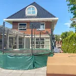 Cozy Home In Den Haag With Wifi