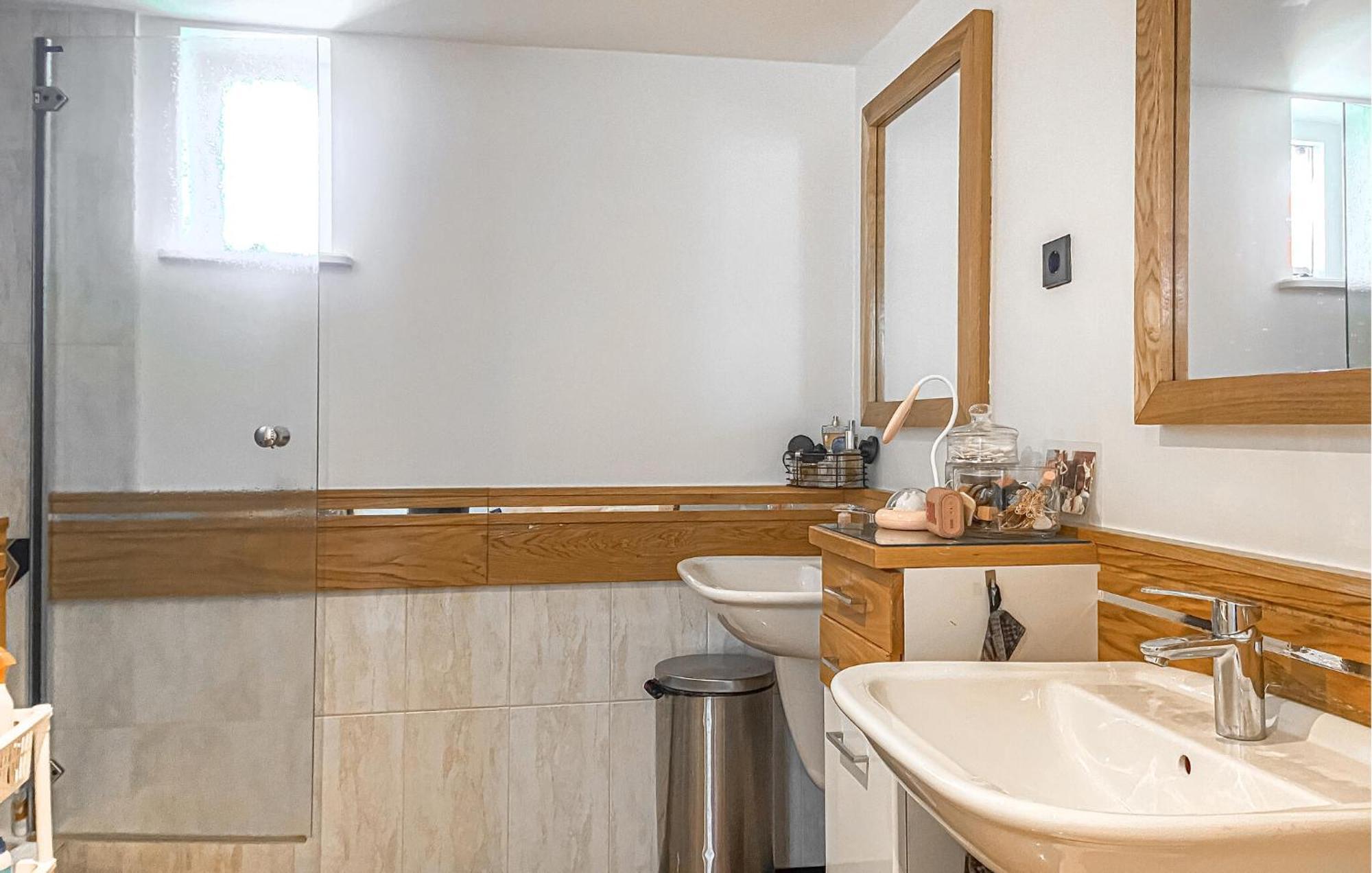 Vakantiehuis Beautiful In With Kitchen Den Haag