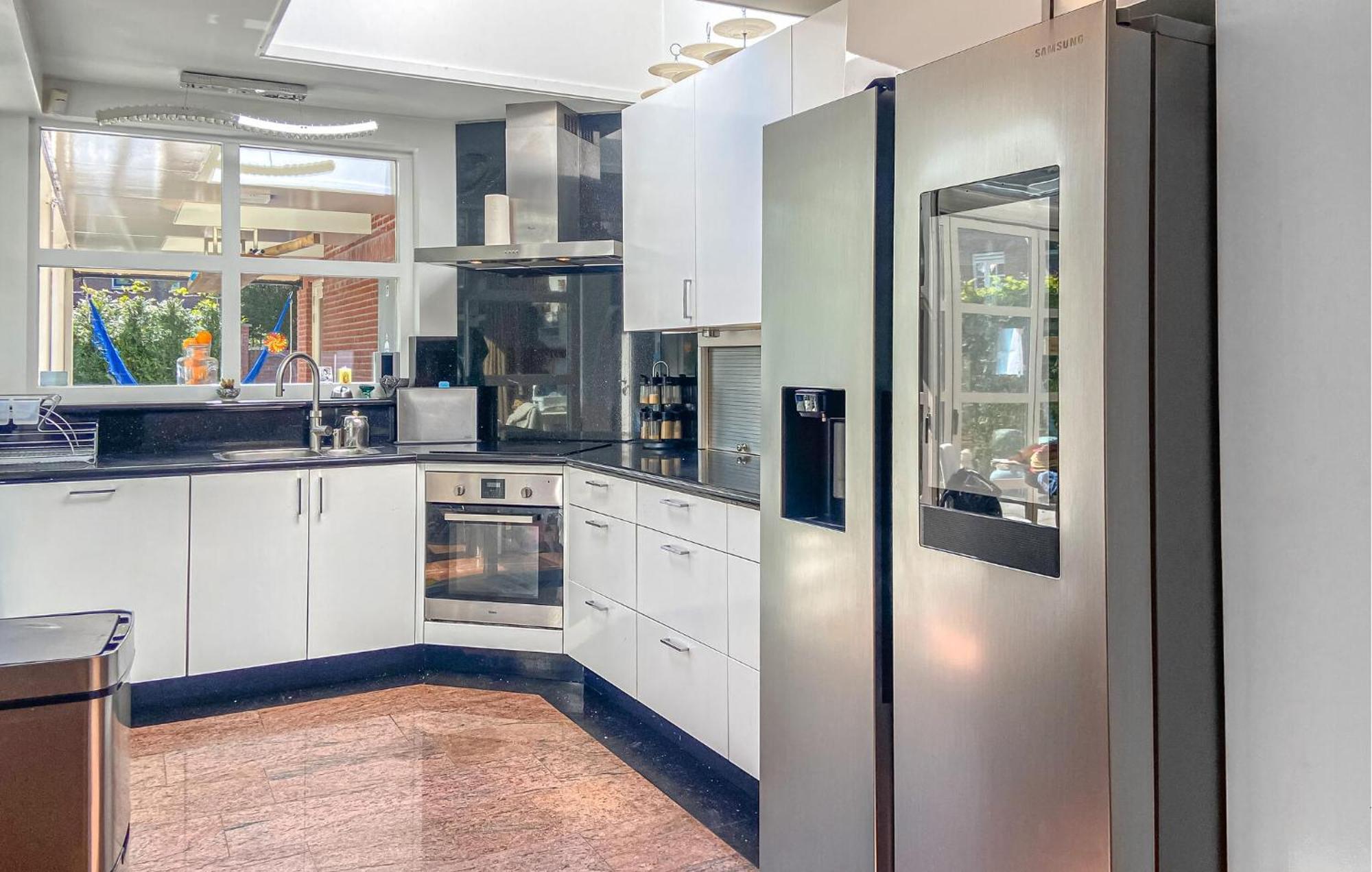 Beautiful In With Kitchen